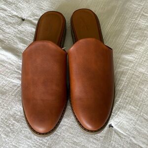 Universal Thread Slide On Shoes